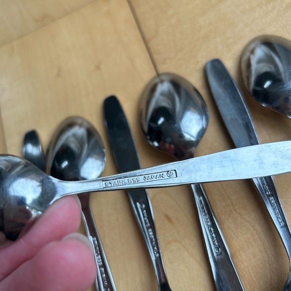 Stainless Japan Spoon Set - Picture 3 of 4
